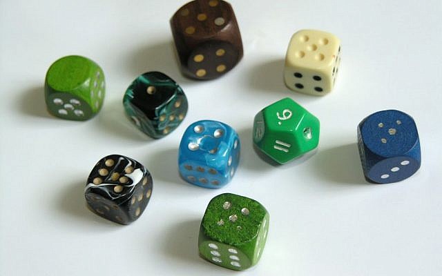 Illustrative picture of dice (photo credit: CC BY-SA-2.5, by Jedudedek, Wikimedia Commons)