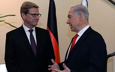 Israel's Prime Minister Benjamin Netanyahu meets with German Foreign Minister Guido Westerwelle at the Prime Minister's residence in Jerusalem, on August 12, 2013. (photo credit: Kobi Gideon / GPO / Flash90)