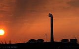 File: Silhouette of the Ashkelon power station at sunset, October 17, 2007 (Edi Israel/Flash90)