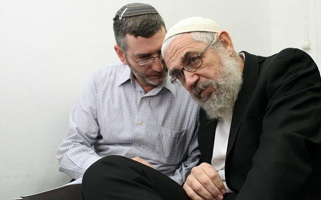 Rabbi Mordechai Elon (right) at the Magistrates Court in Jerusalem, 2012. (photo credit: Yoav Ari Dudkevitch/Flash90) Rabbi Mordechai Elon (right) at the Magistrates Court in Jerusalem, 2012. (photo credit: Yoav Ari Dudkevitch/Flash90)