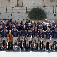 FC Barcelona football team at the Western Wall in Jerusalem's Old City,  August 04, 2013. (photo credit: Alex Kolomoisky/FLASH90)