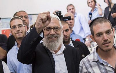 Religious Zionist leader Rabbi Mordechai Elon at the Magistrates Court in Jerusalem, August 7, 2013 (photo credit: Flash90)