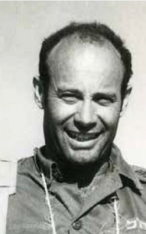 Arik Achmon poses for Yisrael Harel's camera, just before the crossing of the Suez Canal, October 15, 1973 (photo credit: Courtesy of Arik Achmon) Arik Achmon poses for Yisrael Harel's camera, just before the crossing of the Suez Canal, October 15, 1973 (photo credit: Courtesy of Arik Achmon)