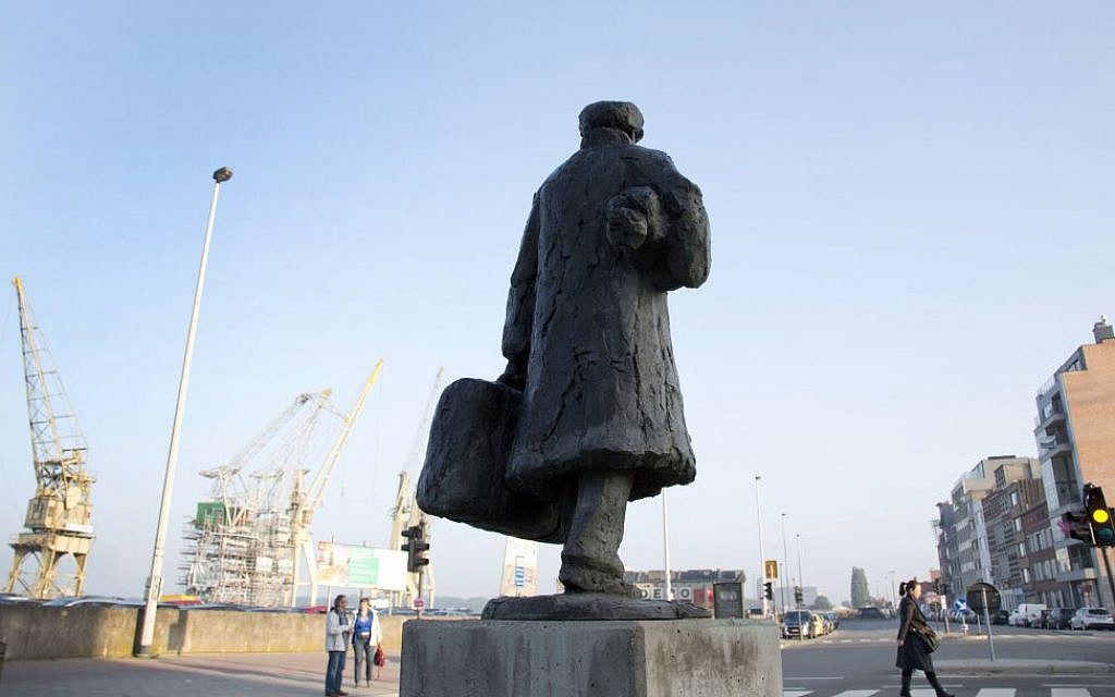 A bronze statue entitled 'The Emigrant' by artist Carla Kamphuis-Meijer stands at the intersection leading to the Red Star Line museum in Antwerp, Belgium on Tuesday, Sept. 24, 2013. (photo credit: AP Photo/Virginia Mayo) A bronze statue entitled 'The Emigrant' by artist Carla Kamphuis-Meijer stands at the intersection leading to the Red Star Line museum in Antwerp, Belgium on Tuesday, Sept. 24, 2013. (photo credit: AP Photo/Virginia Mayo)