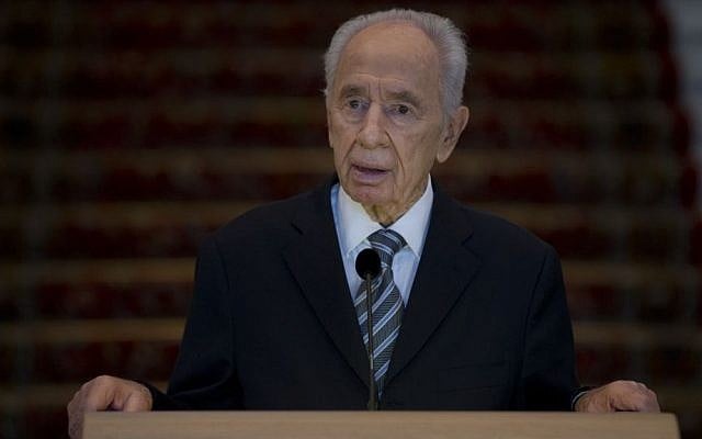 Shimon Peres (photo credit: Peter Dejong/AP) Shimon Peres (photo credit: Peter Dejong/AP)