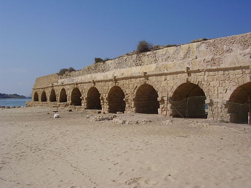 The Aqueduct Beach in Caesarea, free to one and all (Courtesy Wiki Commons) The Aqueduct Beach in Caesarea, free to one and all (Courtesy Wiki Commons)