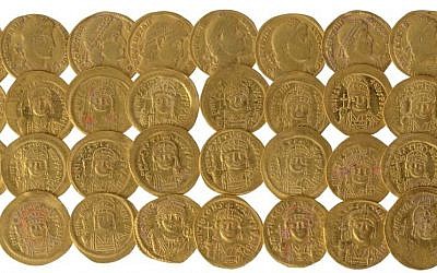Byzantine-era gold coins found near the Southern Wall of the Temple Mount (photo credit: courtesy Ouria Tadmor/Hebrew University)