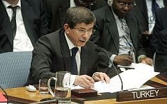 Ahmet Davutoglu, Minister for Foreign Affairs of Turkey, addressing a Security Council meeting. (Photo credit: UN Photo by Jenny Rockett)