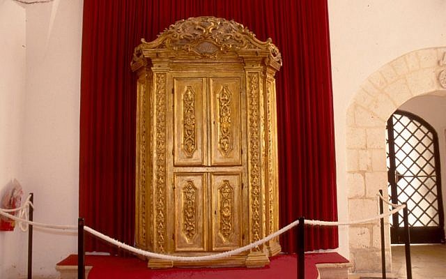 Istanbuli Synagogue ark (photo credit: Shmuel Bar-Am)
