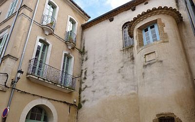 Exterior of the 14th century Carpentras Synagogue. (photo credit: courtesy)