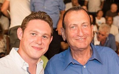 Jonathan Javor (left), with Tel Aviv Mayor Ron Huldai (photo credit: Courtesy Jonathan Javor)