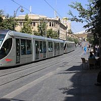 Light Rail, Jaffa Road (photo credit: Shmuel Bar-Am) Light Rail, Jaffa Road (photo credit: Shmuel Bar-Am)