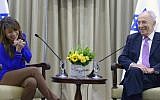 Paula Abdul and President Shimon Peres (photo credit: Mark Neiman/GPO)