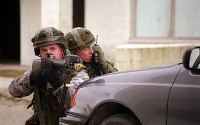 Marines during an urban warfare training mission in 1998 . (illustrative photo: Staff Sgt. David J. Ferrier, US Marine Corps/DOD)