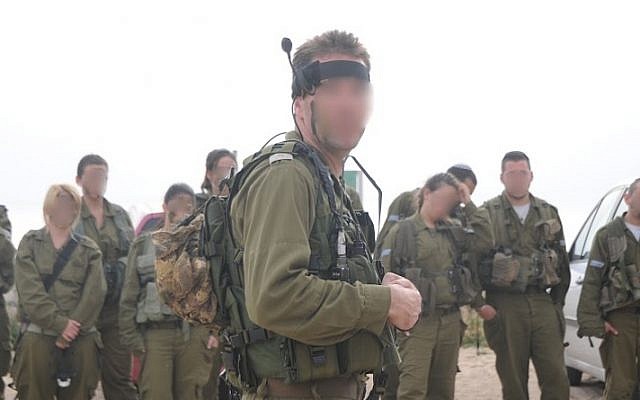 An IDF field unit geared up with sophisticated electronic equipment developed by Lotem (Photo credit: IDF Spokesperson)
