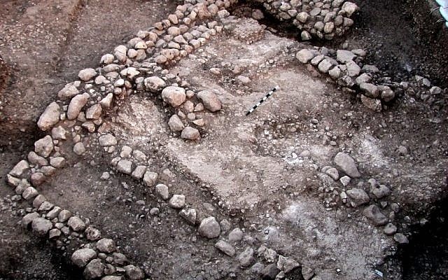 A 10,000 year old house, the oldest dwelling to be unearthed to date in the Judean lowlands. (photo credit: Dr. Ya‘akov Vardi/Courtesy Israel Antiquities Authority.