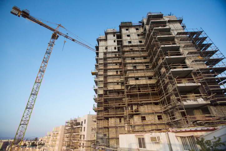 Illustrative photo of a Jerusalem construction site. (Yonatan Sindel/Flash90) Illustrative photo of a Jerusalem construction site. (Yonatan Sindel/Flash90)