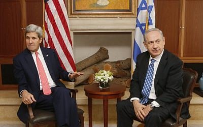 Prime Minister Benjamin Netanyahu (right) meets with US Secretary of State John Kerry in Jerusalem on November 6, 2013. (photo credit: Miriam Alster/Flash90)