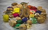 A heap of dreidels, ready for play (photo credit: Yonatan Sindel/Flash 90)