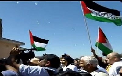 A campaign to free Palestinian prisoners is launched at Robben Island (Photo credit: YouTube screenshot)