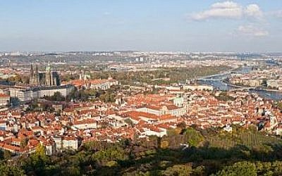 Panoramic view of Prague (Photo credit: DAVID ILIFF. License: CC-BY-SA 3.0)