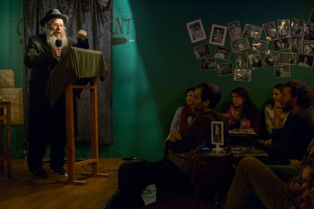 Comedian Yisrael Campbell does his thing at the SermonSlam (photo credit: Stephen Epstein)