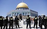 Illustrative photo of Israeli police on the Temple Mount. (Sliman Khader/Flash90)
