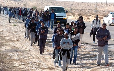 Illustrative photo of African asylum seekers, held in an open detention facility in the Negev. (Flash90)