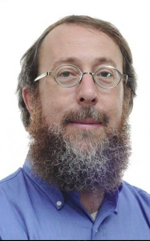 Rabbi Aaron Leibowitz said he can understand the pull of tech gadgets, even on Shabbat (Courtesy Aaron Leibowitz)