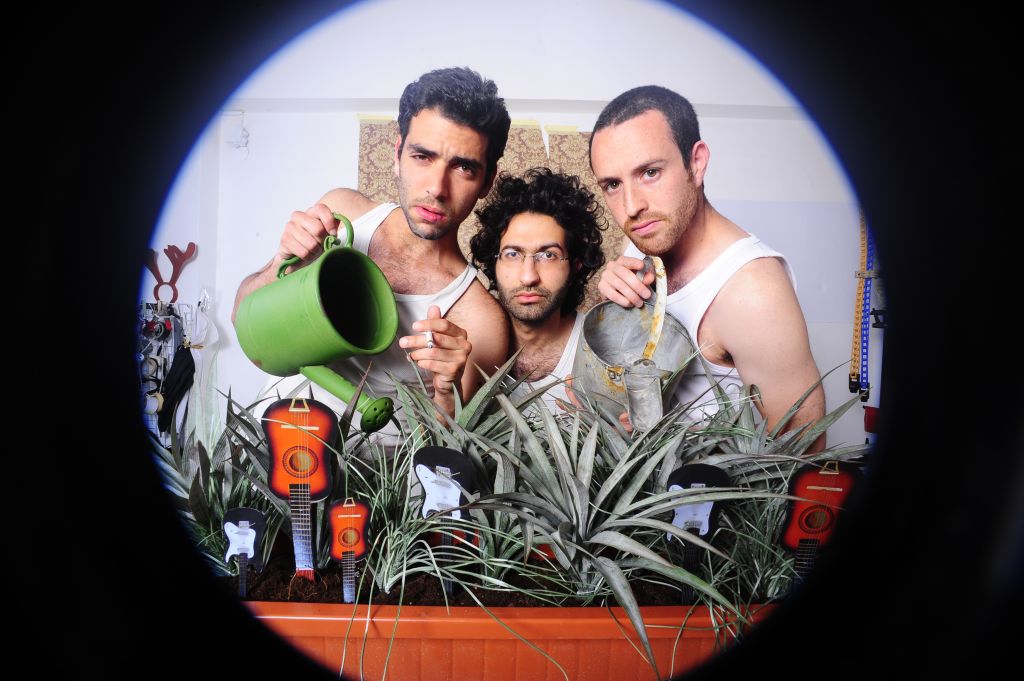 The three headlining members of The Victor Jackson Show ensemble (Courtesy)