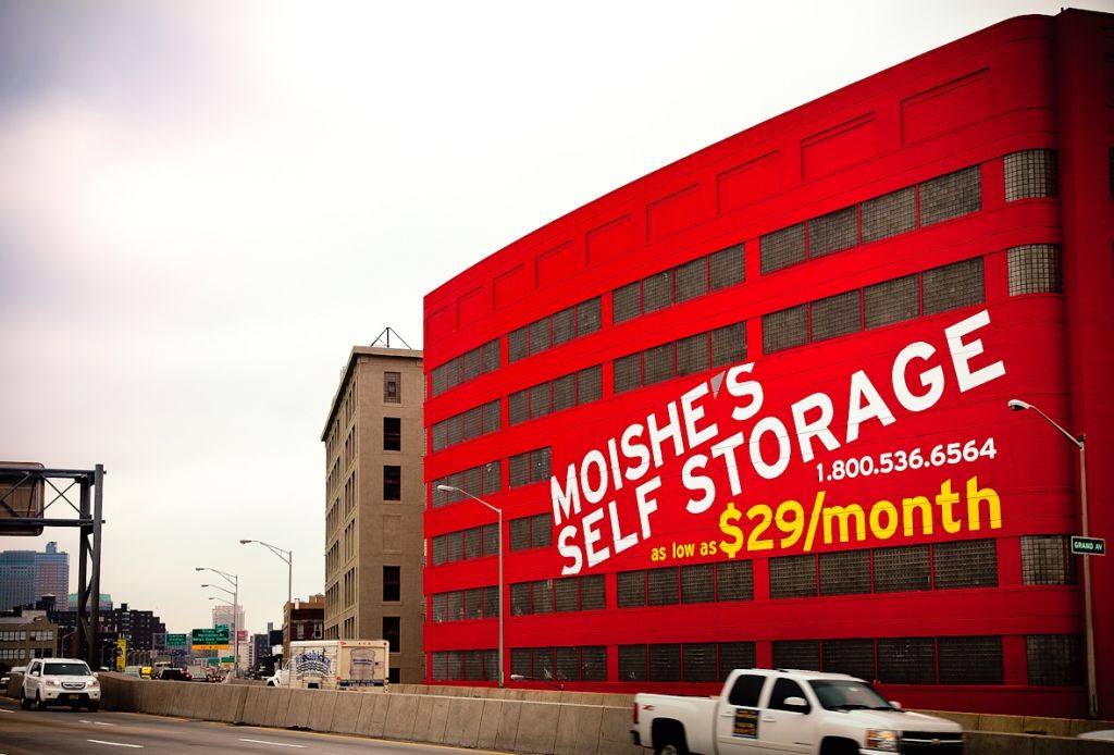 To research his novel, "Moving," Gavron worked for three months with a NYC moving business owned by Israelis (Courtesy Moishe's Movers) 