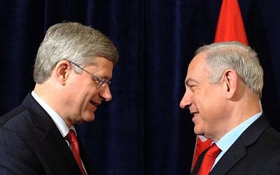 Prime Minister Benjamin Netanyahu (right) and Canadian PM Stephen Harper in 2014 (photo credit: Avi Ohayon/ GPO / Flash90)
