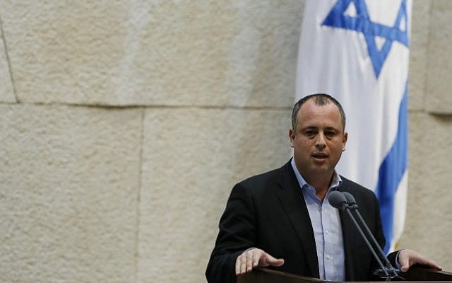 MK Hilik Bar in the Knesset, March 6, 2013. (Miriam Alster/FLASH90) MK Hilik Bar in the Knesset, March 6, 2013. (Miriam Alster/FLASH90)
