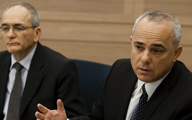 Intelligence Minister Yuval Steinitz (r) and Yossi Kuperwasser attend a session of the Security and Foreign Affairs Committee at the Knesset, October 16, 2013 (photo credit: Flash90)
