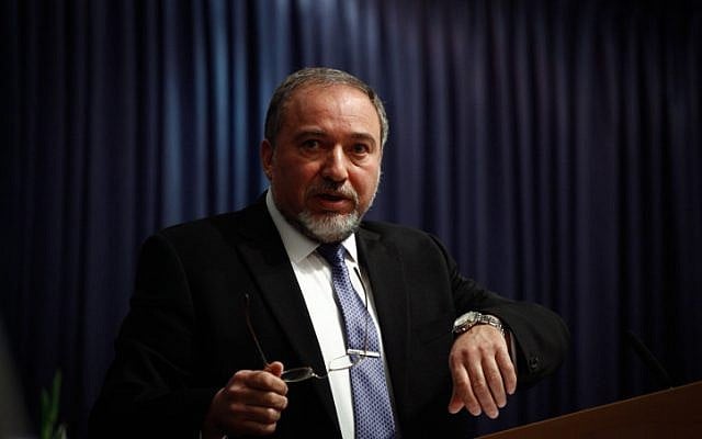 Foreign Minister Avigdor Liberman in Jerusalem, January 5, 2014 (photo credit: Flash90)