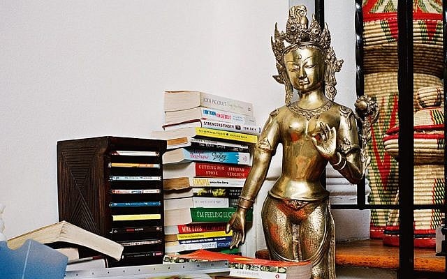 Tara/ I'm Feeling Lucky, 2012, by Yael Ben-Zion (courtesy)