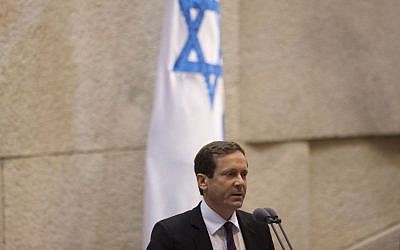Opposition head and Labor leader MK Isaac Herzog speaks at the Knesset, January 20, 2014. (photo credit: AP Photo/Ariel Schalit)