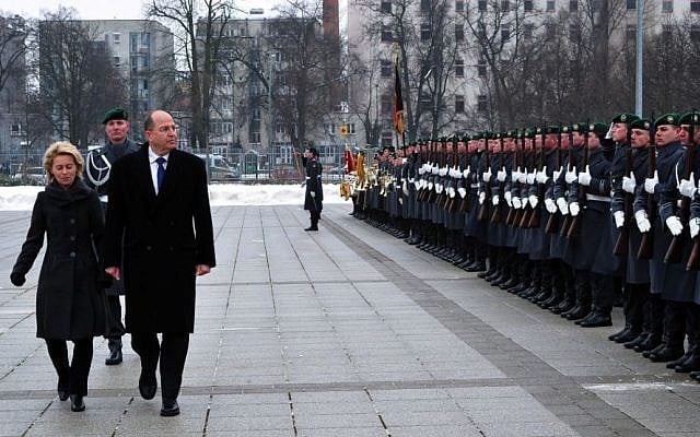 Defense Minister Moshe Ya'alon, along with German Federal Minister of Defense Ursula von der Leyen, in Berlin, Thursday, January 30, 2014 (photo credit: Ariel Hermoni, Ministry of Defense) Defense Minister Moshe Ya'alon, along with German Federal Minister of Defense Ursula von der Leyen, in Berlin, Thursday, January 30, 2014 (photo credit: Ariel Hermoni, Ministry of Defense)