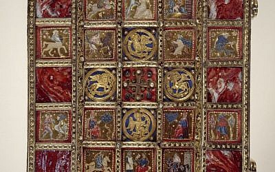 Plenary of Duke Otto the Mild from the Guelph Treasure (front cover); cover Braunschweig 1339; handwriting Lower Saxony, in 1330 (?); Silver, gold plated, jasper, rock crystal, parchment paintings, stone and Perlbesatz; oak wood core; manuscript parchment, Staatliche Museen zu Berlin, Museum of Decorative Arts (photo credit: SPK)
