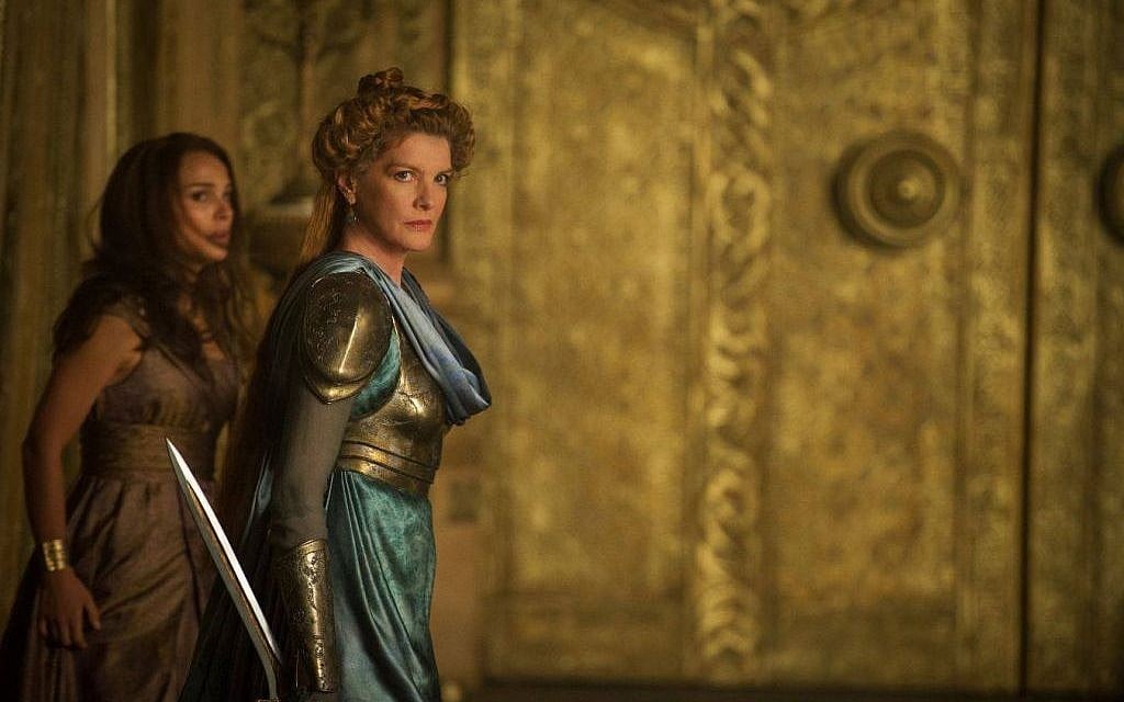 Natalie Portman and Rene Russo in 'Thor' (photo credit: Walt Disney Company) Natalie Portman and Rene Russo in 'Thor' (photo credit: Walt Disney Company)