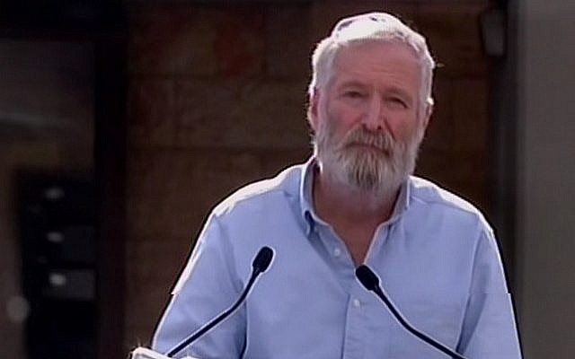 Ze'ev "Zambish" Hever, an old friend and settler leader, eulogizes former premier Ariel Sharon at the Knesset in Jerusalem. (photo credit: screen shot/Channel 2)