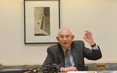 Former Supreme Court Justice Eliezer Goldberg in February 2013 (photo credit: Miriam Alster/ Flash 90) Former Supreme Court Justice Eliezer Goldberg in February 2013 (photo credit: Miriam Alster/ Flash 90)