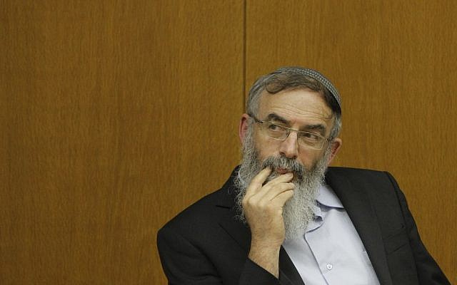Rabbi David Stav attends a conference promoting youth and education in the Israeli parliament. January 06, 2014. (Miriam Alster/FLASH90)