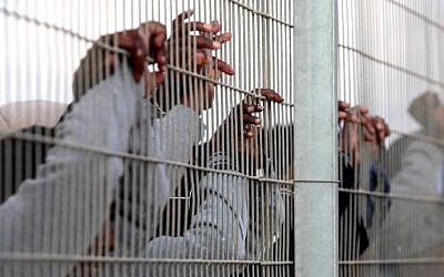 African migrants protest outside the Holot detention center. (FLASH90)