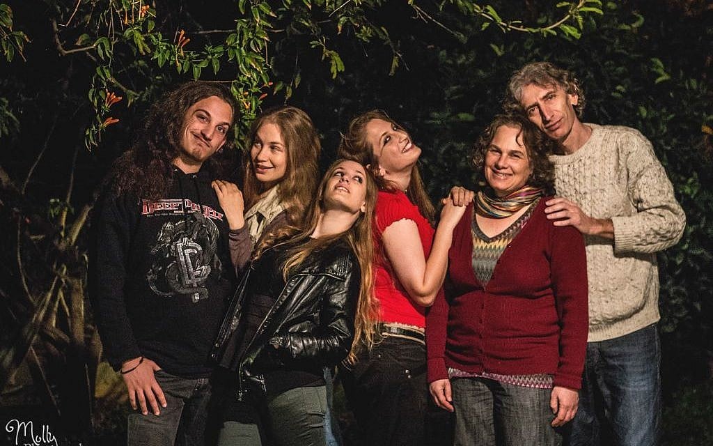 The six members of Kol haMishpaha, Yarden, Shani, Noa, Rinat, Idith and Bam (photo credit: Molly Photography) The six members of Kol haMishpaha, Yarden, Shani, Noa, Rinat, Idith and Bam (photo credit: Molly Photography)