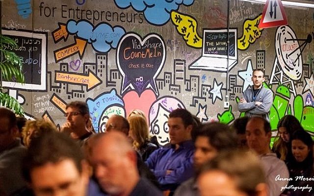 Entrepreneurs gather at the Google campus in Tel Aviv. (Anna Morein)