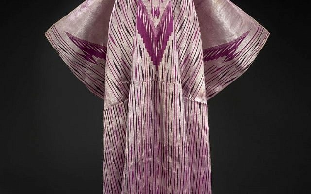 Women's upper cloak ('abay), Baghdad, Iraq, early 20th century; Gift of Ayala Dabby (photo credit: Courtesy/The Israel Museum)