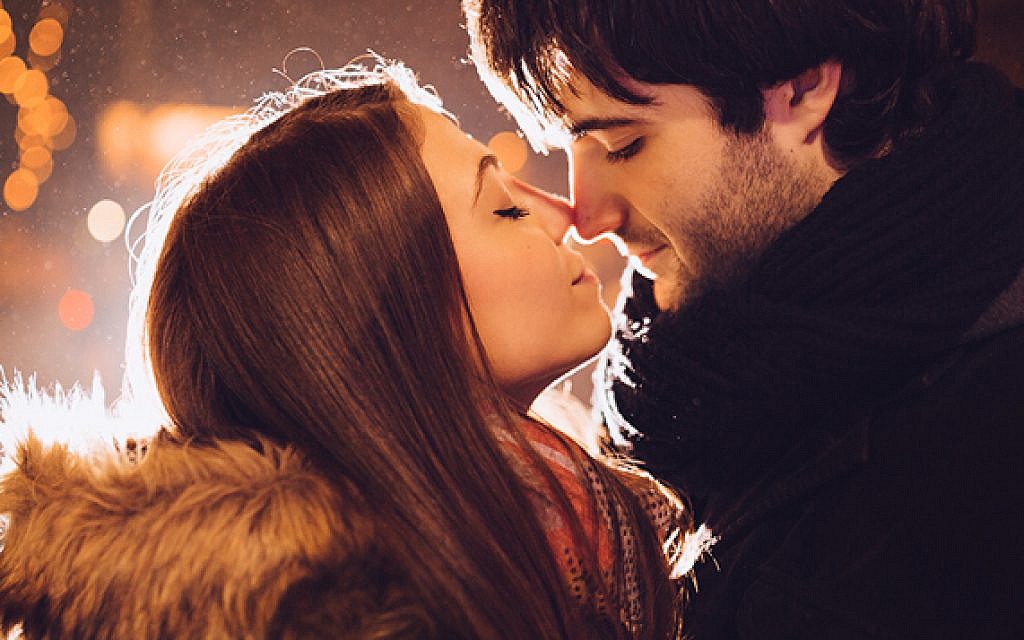 Looking for a date this Valentine's? Jewcier has advice for you. (photo: Shutterstock)
