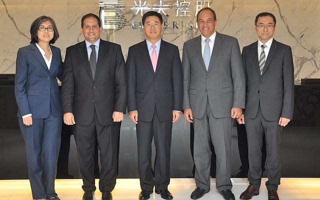 (L. to R.) Shengyan Fan (head of strategic investment and development, China Everbright), Alain Dobkin (managing partner, Catalyst), Chen Shuang (CEO, China Everbright), Edouard Cukierman (managing partner, Catalyst-CEL) and John Chan (investment director, M&A department, China Everbright) at the signing ceremony (Photo credit: Courtesy) (L. to R.) Shengyan Fan (head of strategic investment and development, China Everbright), Alain Dobkin (managing partner, Catalyst), Chen Shuang (CEO, China Everbright), Edouard Cukierman (managing partner, Catalyst-CEL) and John Chan (investment director, M&A department, China Everbright) at the signing ceremony (Photo credit: Courtesy)