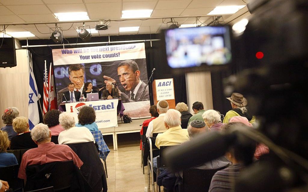At a Democrat/Republican debate in Jerusalem; some Americans have become disenchanted with the US following President Obama's reelection, and would consider expatriation, said lawyer Marc Zell (photo credit: Miriam Alster/Flash 90) At a Democrat/Republican debate in Jerusalem; some Americans have become disenchanted with the US following President Obama's reelection, and would consider expatriation, said lawyer Marc Zell (photo credit: Miriam Alster/Flash 90)